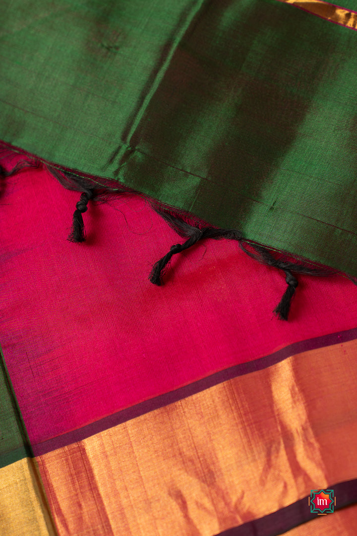 Red With Green Venkatatgiri Silk Cotton Saree Vismayam 5-The Indian Motif