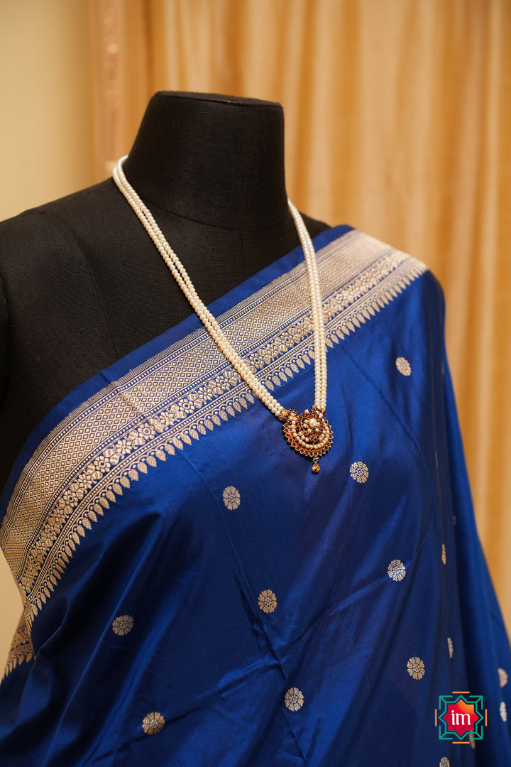 Royal-Blue-Banarasi-Katan-Silk-Handloom-Saree-with-Silver-Zari-Buttas-1-The-Indian-Motif