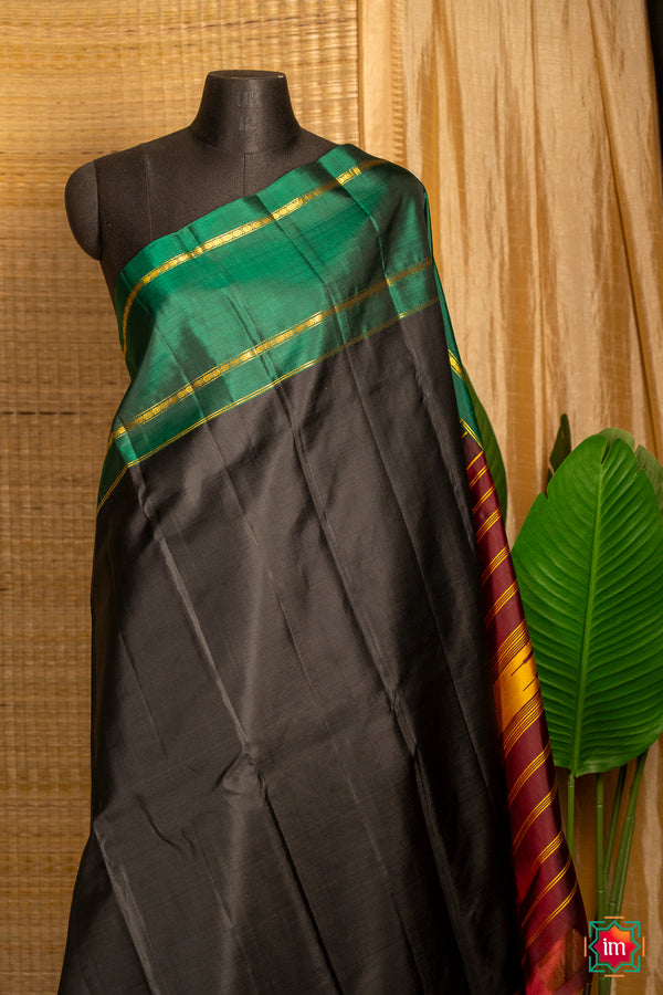Black with Green and Red Gangajamuna Molkalmuru Silk Saree Kamini