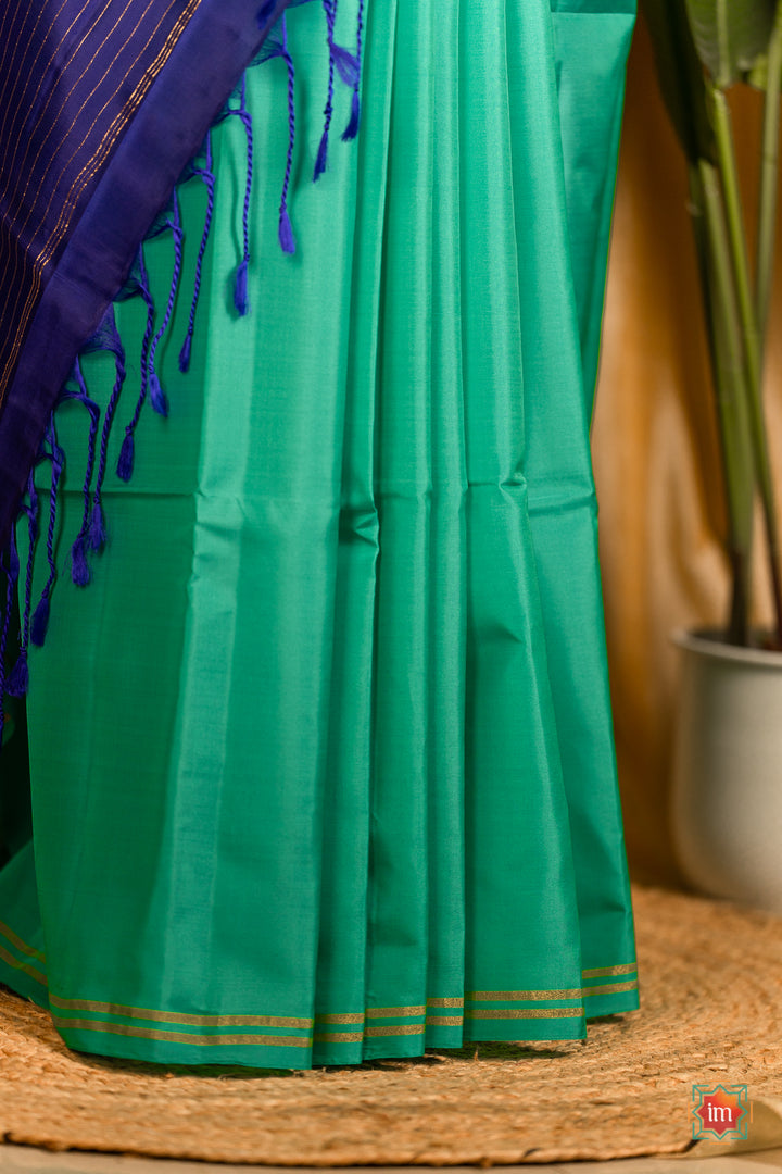 Turquoise-Soft-Silk-Handloom-Saree-Nadee-3-The-Indian-Motif