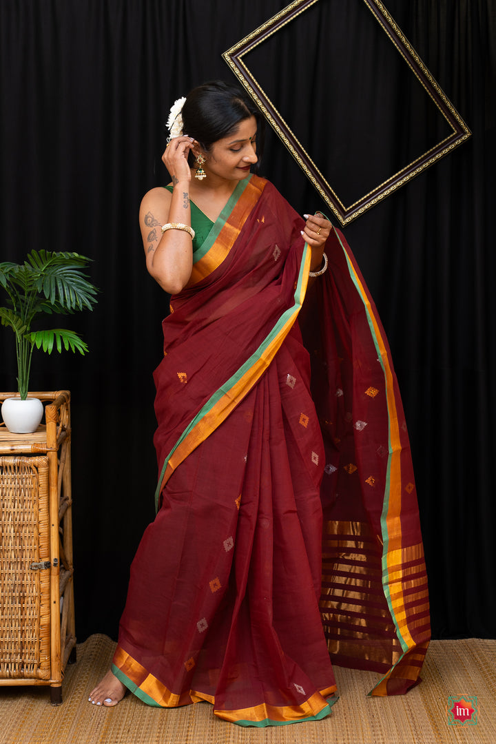 Vermillion-Venkatgiri-Cotton-Saree-Kumkuma-3-The-Indian-Motif