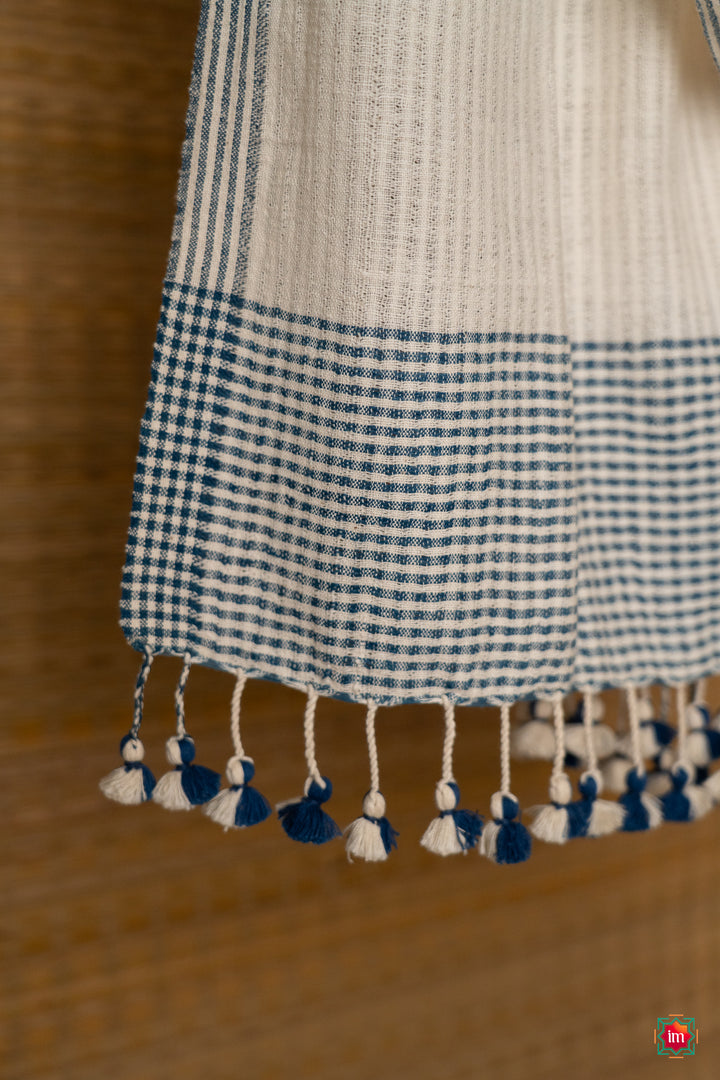 White-Indigo-Handspun-Cotton-Stole-Kimaya-2-The-Indian-Motif