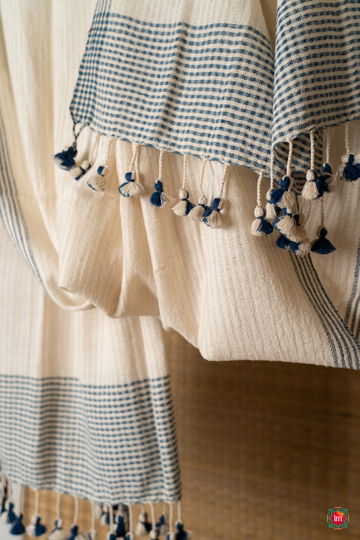 White-Indigo-Handspun-Cotton-Stole-Kimaya-4-The-Indian-Motif