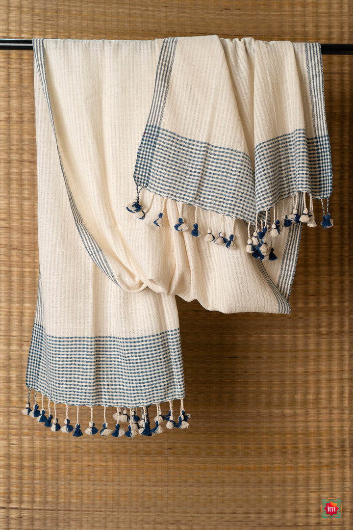 White-Indigo-Handspun-Cotton-Stole-Kimaya-The-Indian-Motif