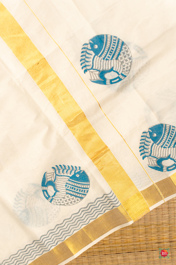 White Kasavu Fish Motif Zari Border Jugalbandhi Saree Meen-5-The Indian Motif