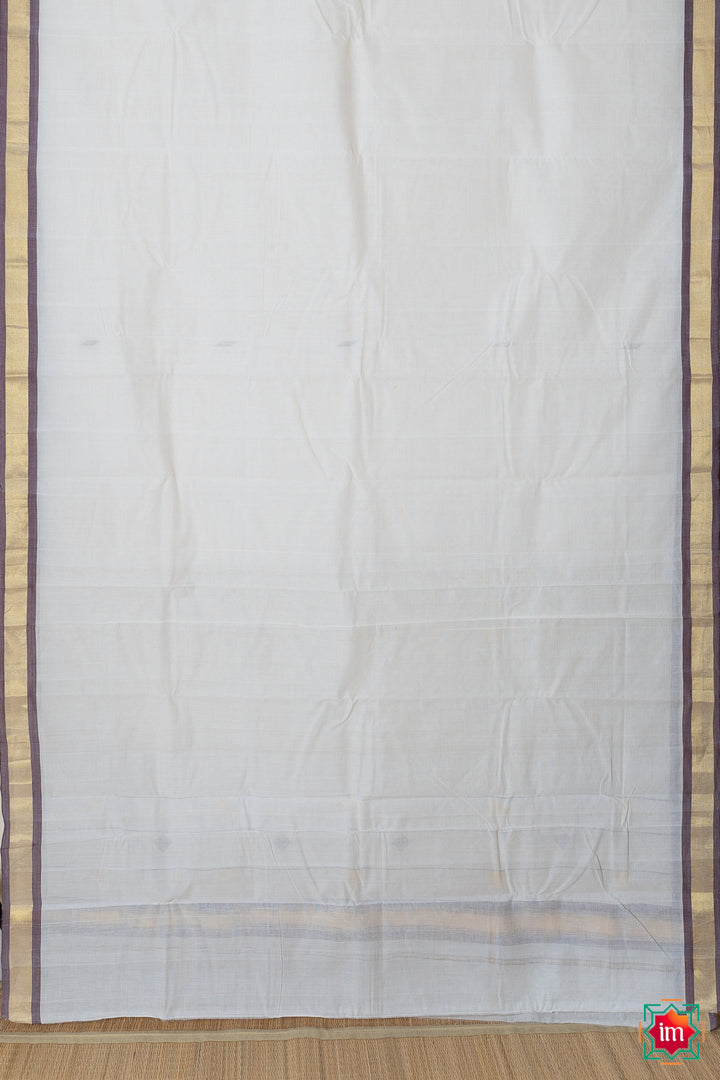 White Kasavu Handloom Cotton Saree Chakkarakutty-4-The Indian Motif
