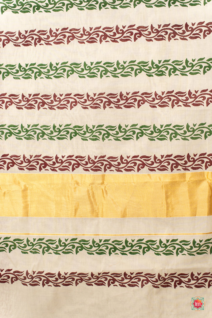 White Kasavu Paisley Motif Zari Border Jugalbandhi Saree Thamburaati-6-The Indian Motif