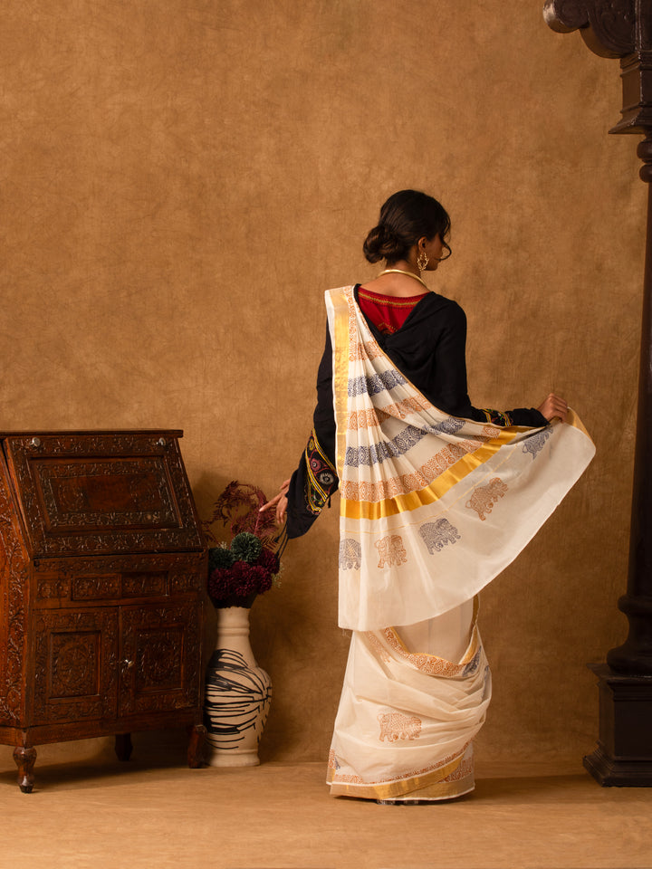 White Kasavu Traditional Motif Zari Border Jugalbandhi Saree Yaanai-6-The Indian Motif