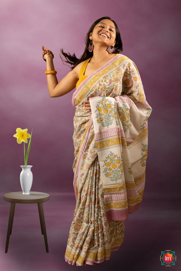 White-Mauve-Floral-Bagru-Handblock-Printed-Mul-Cotton-Saree-Pankhudi-The-Indian-Motif