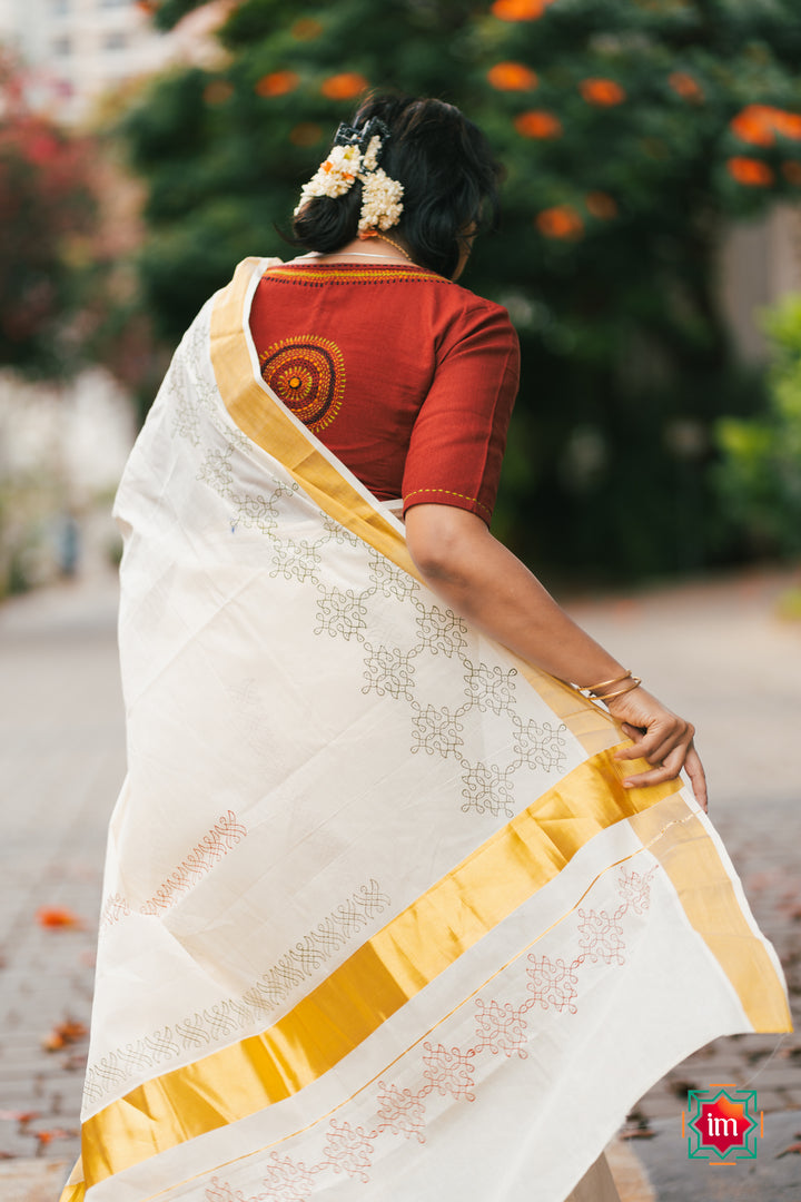 White-Onam-Kasavu-Kolam-Motif-Jugalbandhi-Saree-Pookalam-6-The-Indian-motif
