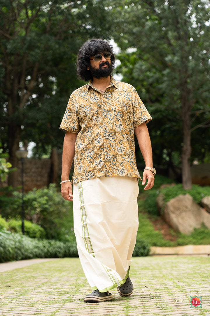 White-With-Green-Handloom-Mens-Dhoti-Kathakali-The-Indian-Motif