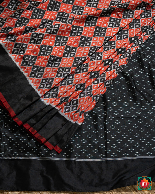 Pochampally Ikkat Silk Saree Meghamalhaar