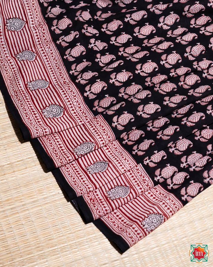 Black-Handblock-Floral-Printed-Bagh -mul-Cotton-Saree-Black-Cloud-2-The-Indian-motif