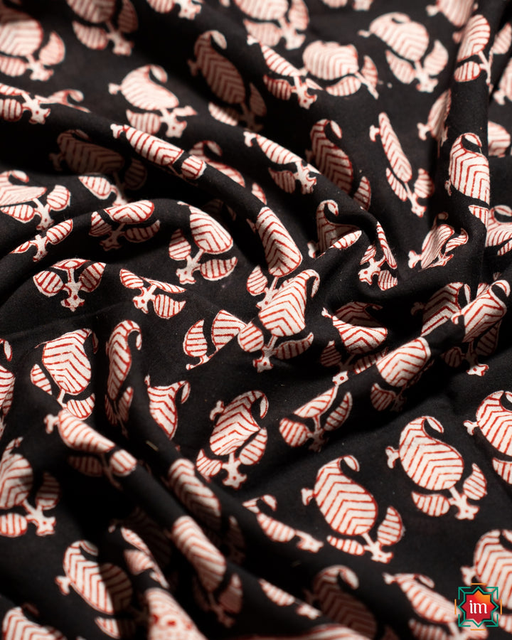Black-Handblock-Floral-Printed-Bagh -mul-Cotton-Saree-Black-Cloud-4-The-Indian-motif