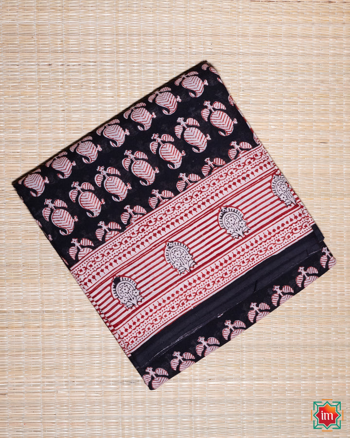 Black-Handblock-Floral-Printed-Bagh -mul-Cotton-Saree-Black-Cloud-The-Indian-motif