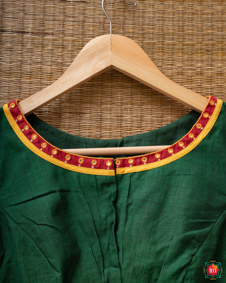 Green-Kanchi-Cotton-Chettinad-Kattam-Blouse-Kattam-Kondattam-4-The-Indian-Motif