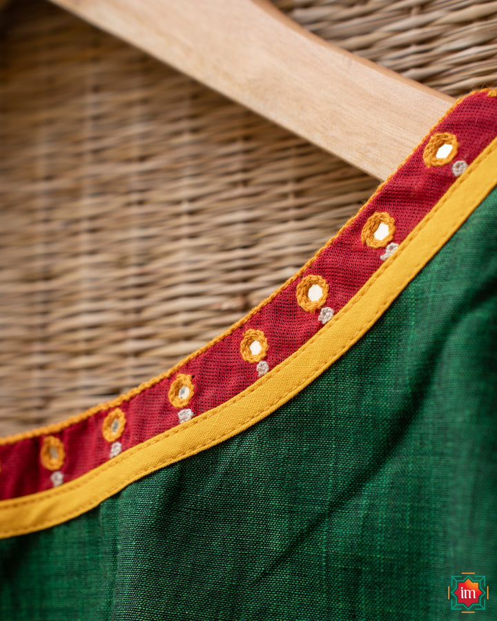 Green-Kanchi-Cotton-Chettinad-Kattam-Blouse-Kattam-Kondattam-5-The-Indian-Motif