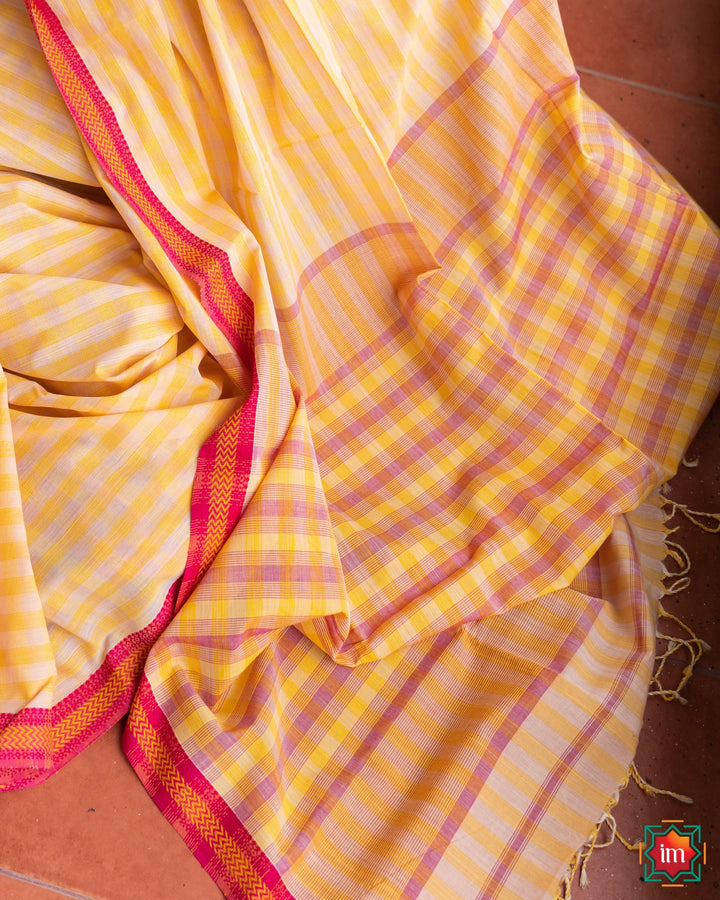 Handwoven Maheshwari Silk Cotton Saree Khushboo 4- The Indian Motif