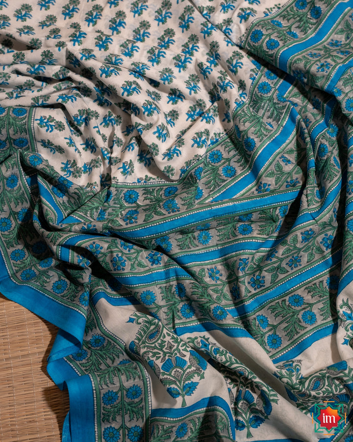 White Floral Handblock Printed Sanganer Mul Cotton Saree Lal Chadi Maidan Khadi-3-The Indian Motif
